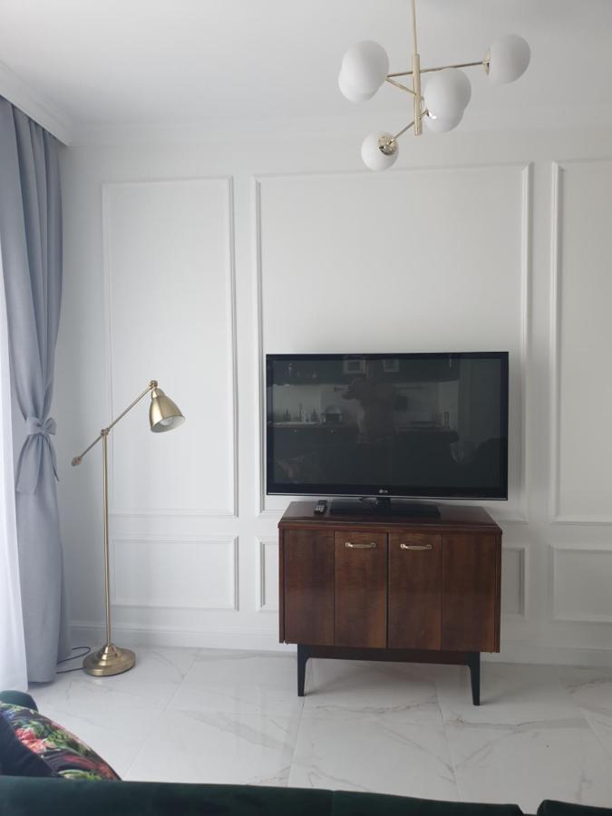 Apartament W Centrum Rowna 10 เคียลเซ ภายนอก รูปภาพ