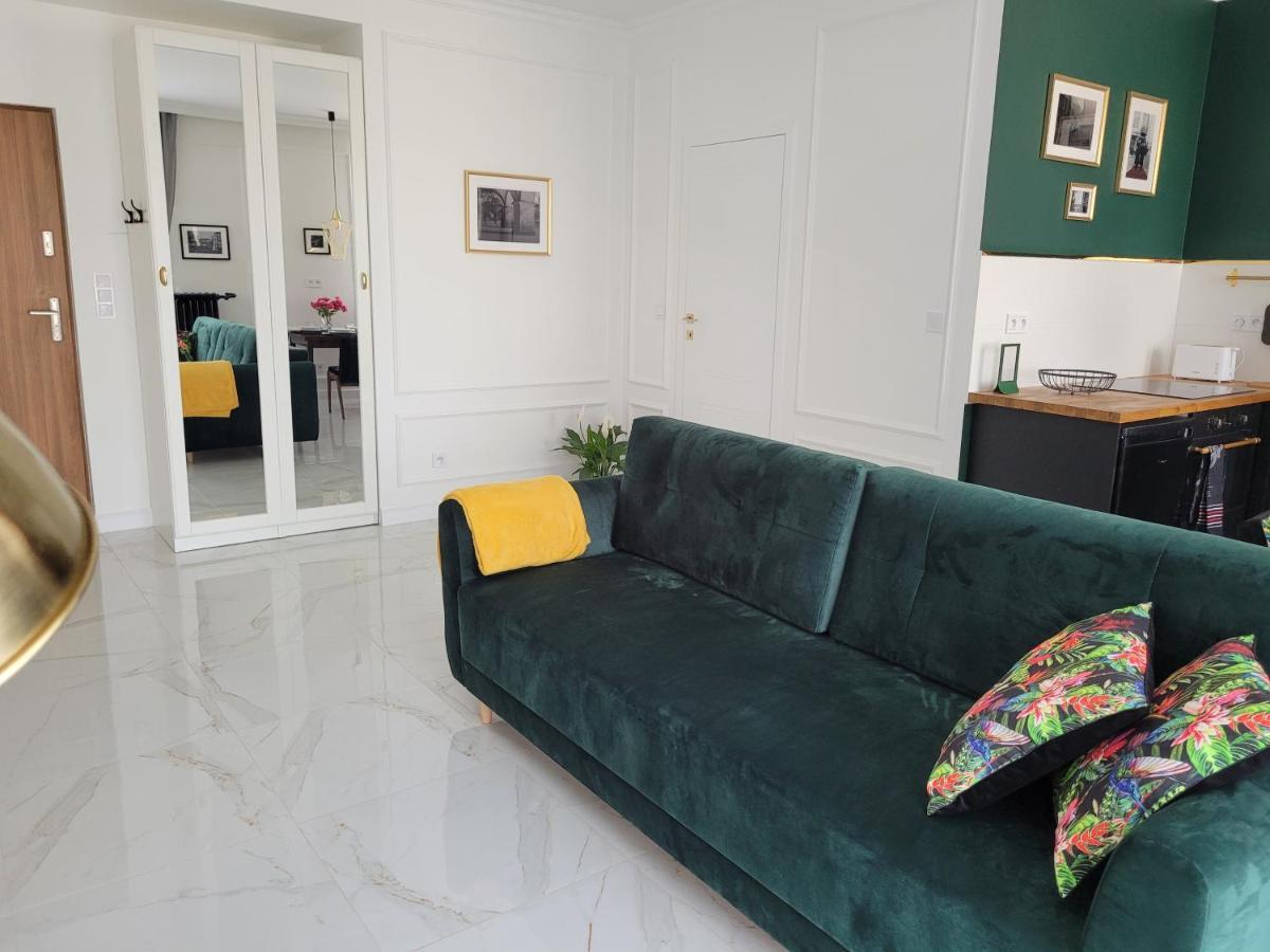 Apartament W Centrum Rowna 10 เคียลเซ ภายนอก รูปภาพ